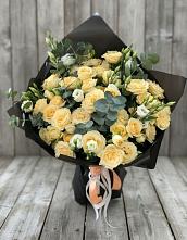 Букет цветов из:  Розы и Лизиантусы #REPLACE_PRED# Волочаевке-2