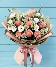 Букет цветов из:  Розы, Альстромерии и Лизиантусы в Волочаевке-2