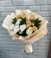 Букет цветов из:  Розы и Хризантемы #REPLACE_PRED# Волочаевке-2