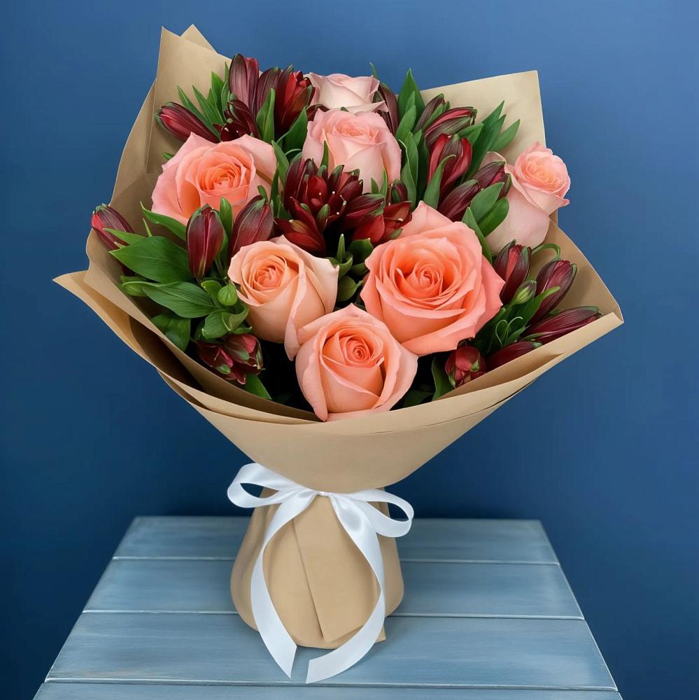 Букет цветов из: Розы и Альстромерии в Волочаевке-2