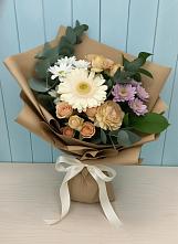 Букет цветов из:  Герберы и Хризантемы #REPLACE_PRED# Волочаевке-2