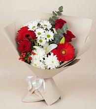 Букет цветов из:  Розы, Хризантемы, Герберы и Лилии в Волочаевке-2