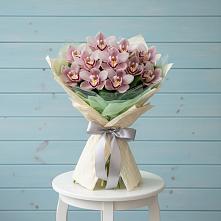 Букет цветов из:  Орхидеи и Розы в Волочаевке-2