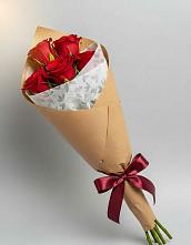 Букет цветов из:  Розы в Волочаевке-2