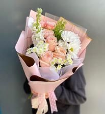 Букет цветов из:  Хризантемы и Розы в Волочаевке-2