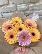 Букет цветов из:  Герберы #REPLACE_PRED# Волочаевке-2