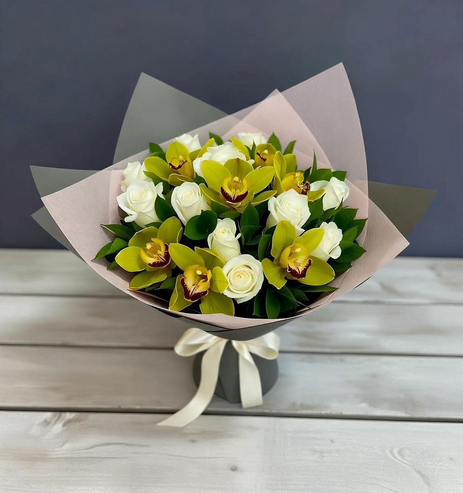 Букет цветов из: Орхидеи и Розы в Волочаевке-2