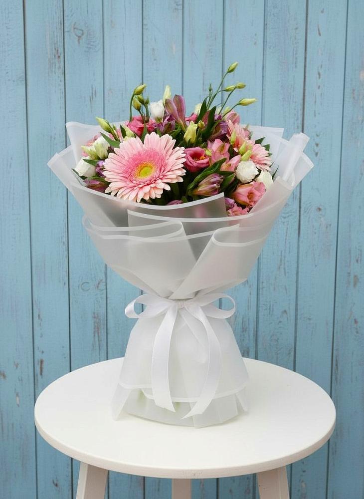 Букет цветов из: Герберы, Альстромерии и Лизиантусы в Волочаевке-2