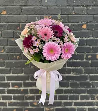 Букет цветов из:  Герберы и Хризантемы в Волочаевке-2