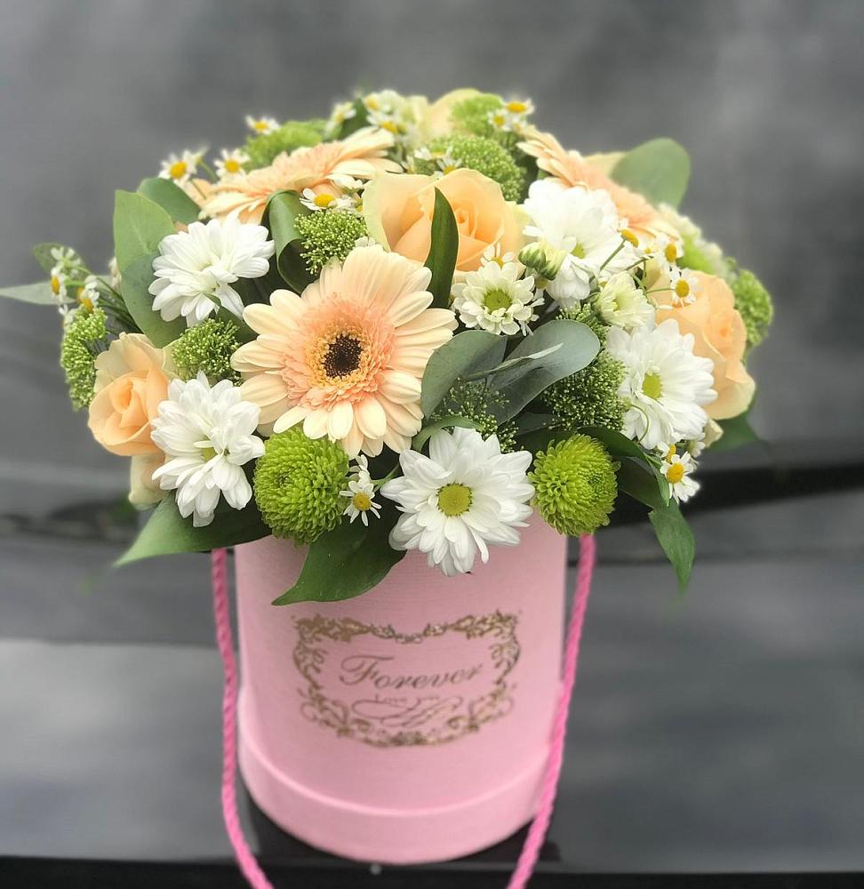 Цветочная композиция из Розы, Герберы и Хризантемы в шляпной коробке в Волочаевке-2