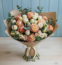 Букет цветов из:  Альстромерии и Розы в Волочаевке-2