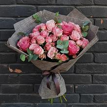 Букет цветов из:  Розы #REPLACE_PRED# Волочаевке-2
