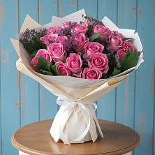 Букет цветов из:  Розы в Волочаевке-2
